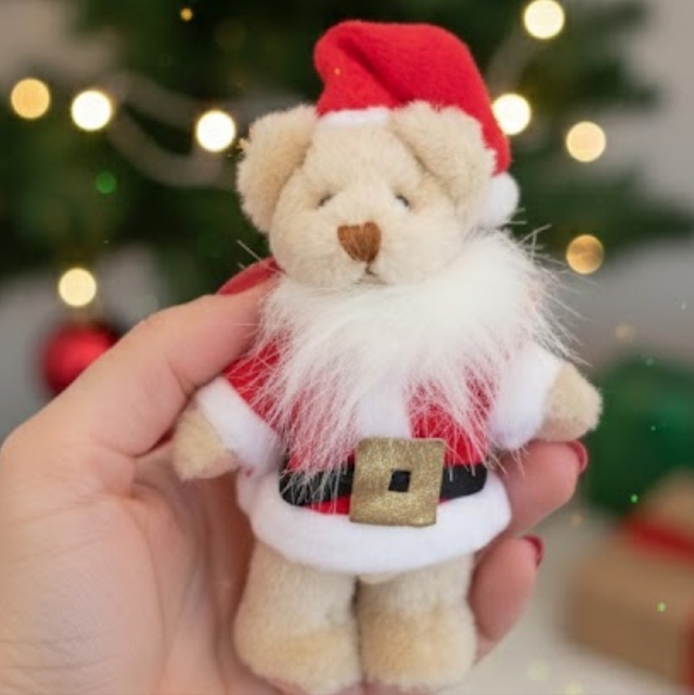 Vintage Cute WEE BEAR VILLAGE Bear Santa Ganz 1995